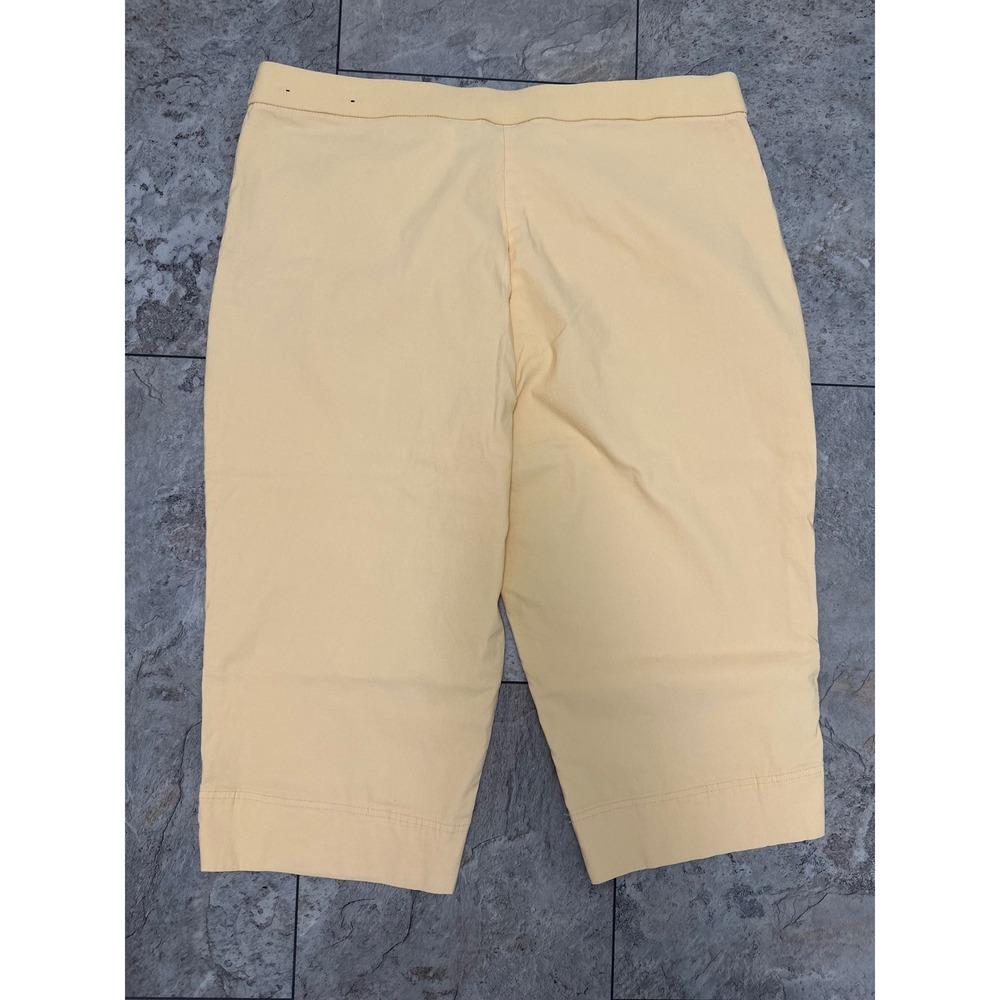 Alfred Dunner Woman 18W Yellow Capris
